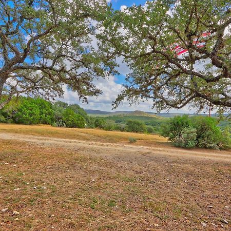 Log Cabin At Old Glory Ranch Wimberley Exterior photo