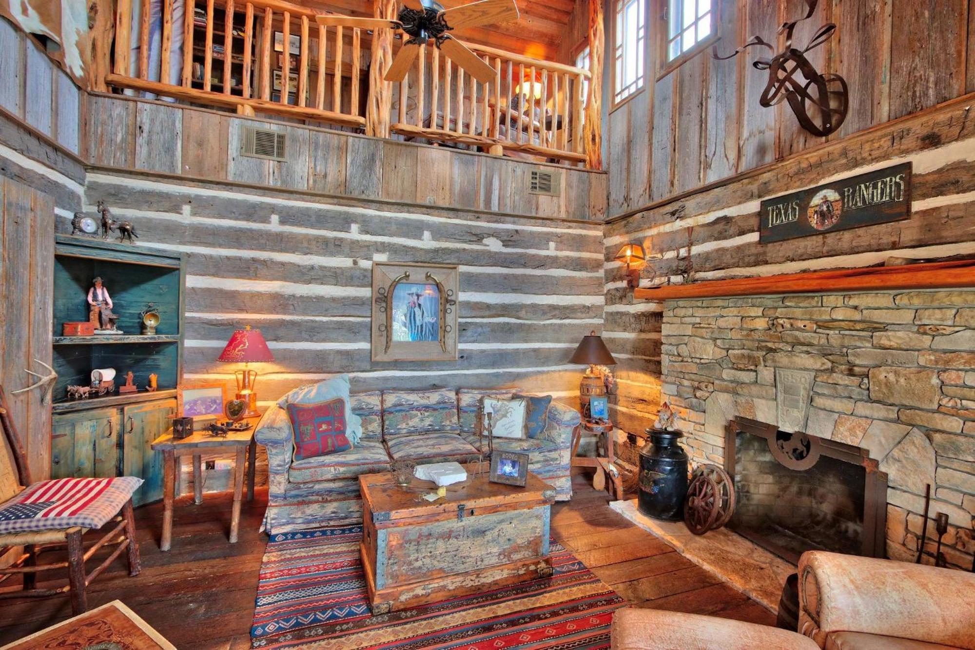 Log Cabin At Old Glory Ranch Wimberley Exterior photo