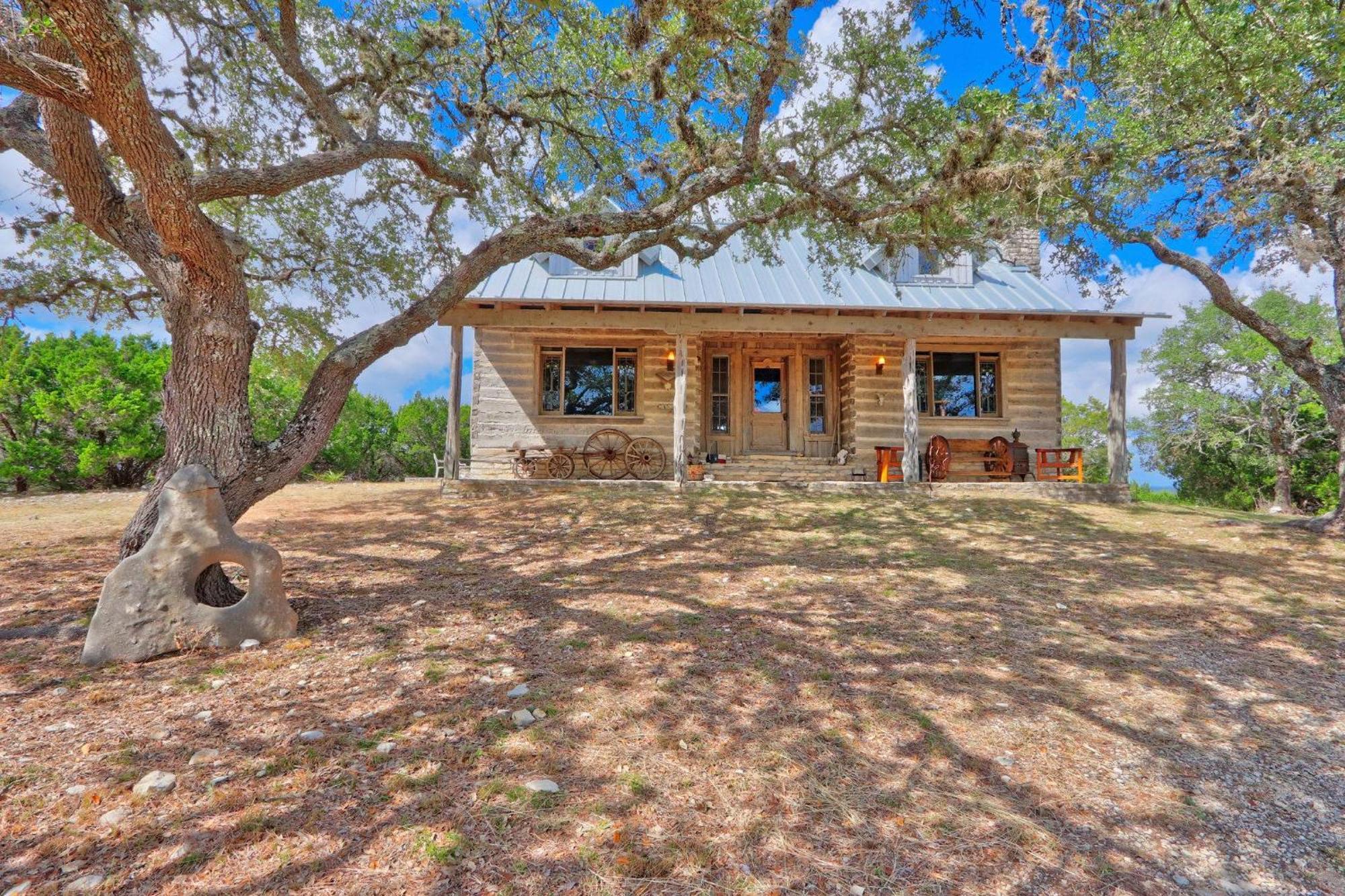 Log Cabin At Old Glory Ranch Wimberley Exterior photo